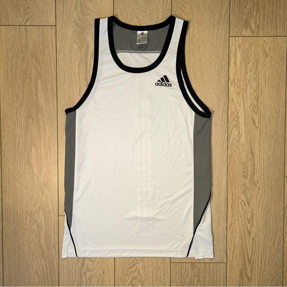 adidas Other - Adidas Sleeveless Gym Top Size Medium